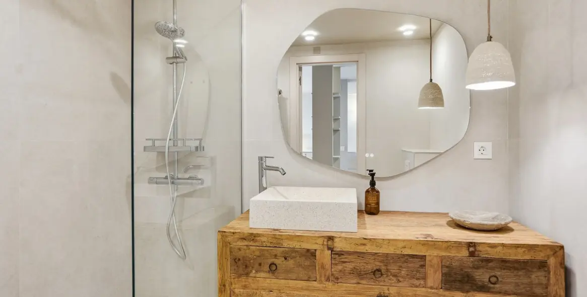 Venta de apartamento en planta media en Calahonda 25