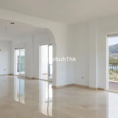 Sale of detached villa in Viñuela