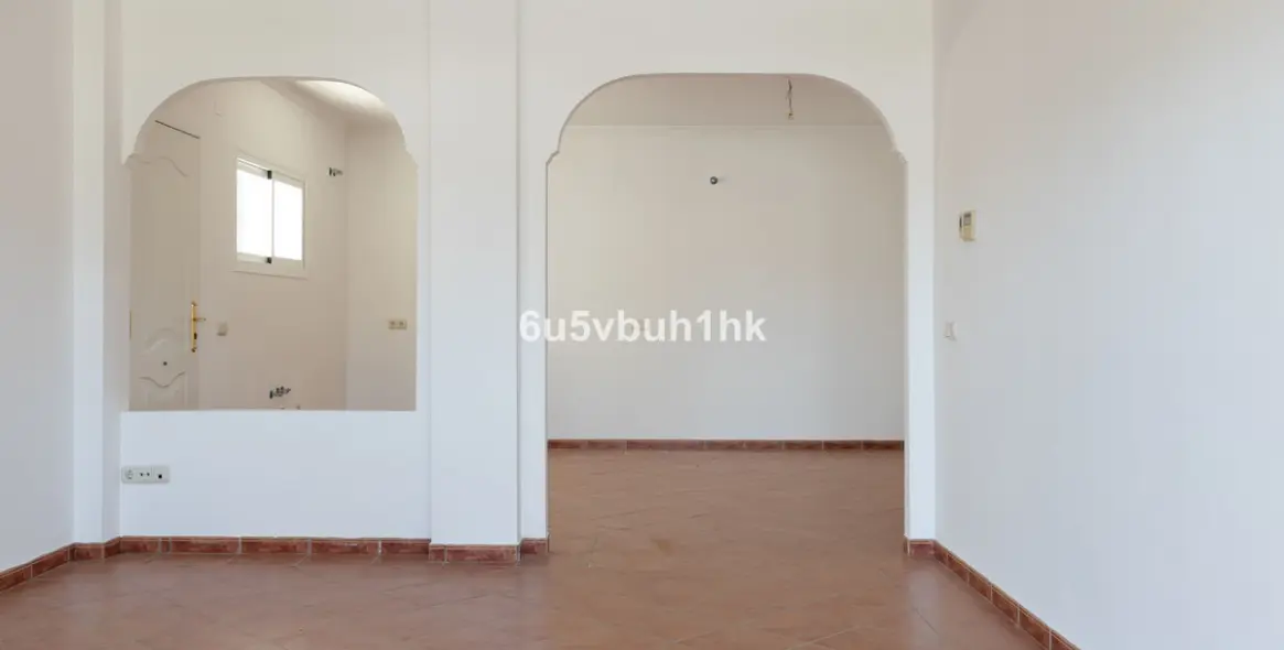 Sale of detached villa in Viñuela 27