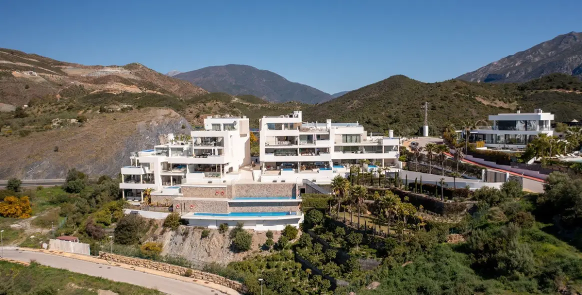 Продажа пентхауса в Nueva Andalucía 2