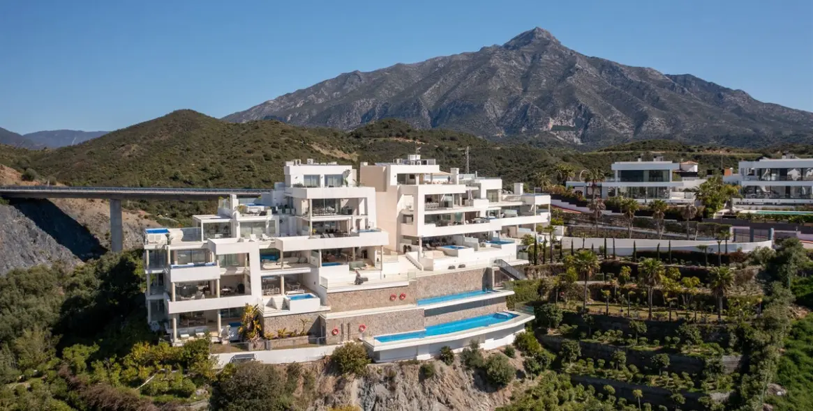 Продажа пентхауса в Nueva Andalucía 3