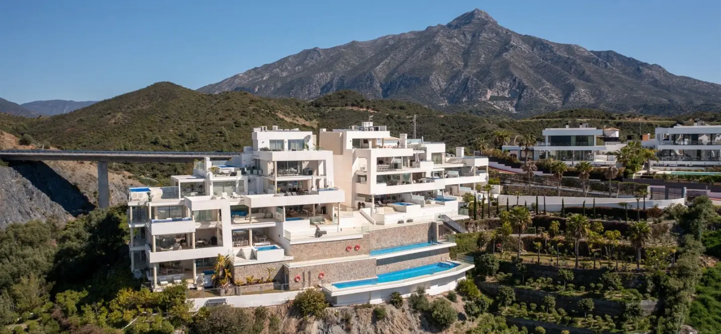 Продажа пентхауса в Nueva Andalucía 2