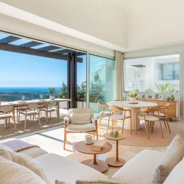 Venta de ático dúplex en Benahavís