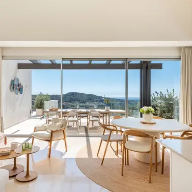 Venta de ático dúplex en Benahavís