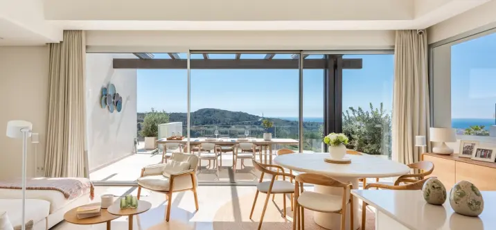 Venta de ático dúplex en Benahavís 1