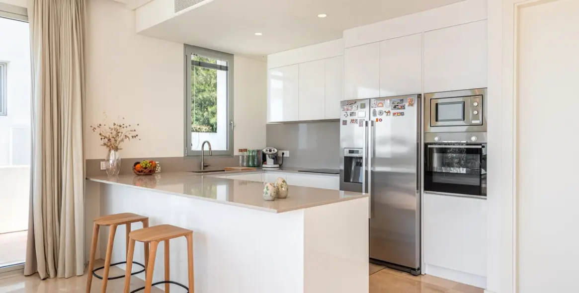 Venta de ático dúplex en Benahavís 4