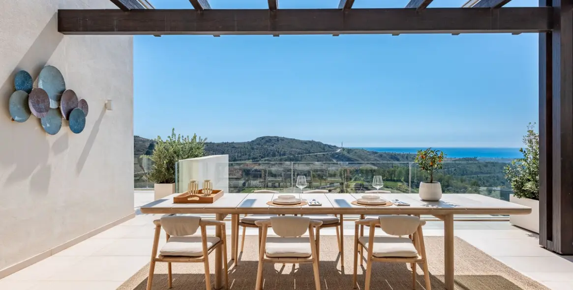 Venta de ático dúplex en Benahavís 5