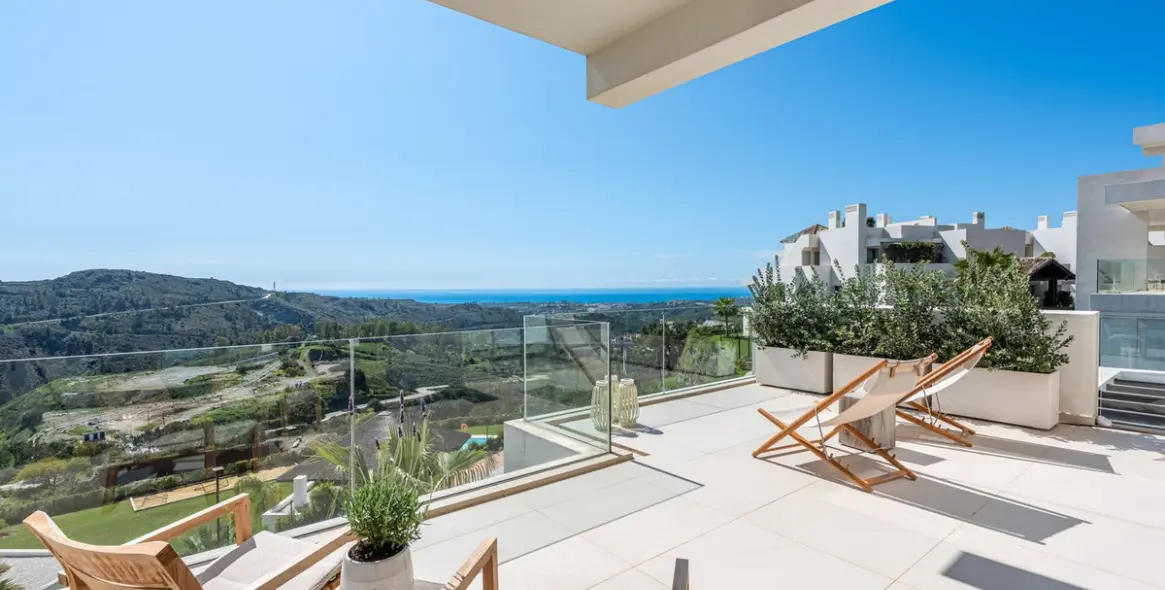 Venta de ático dúplex en Benahavís 6