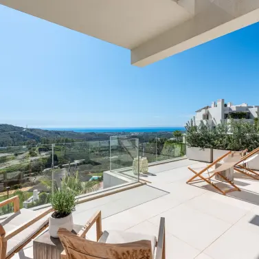 Venta de ático dúplex en Benahavís