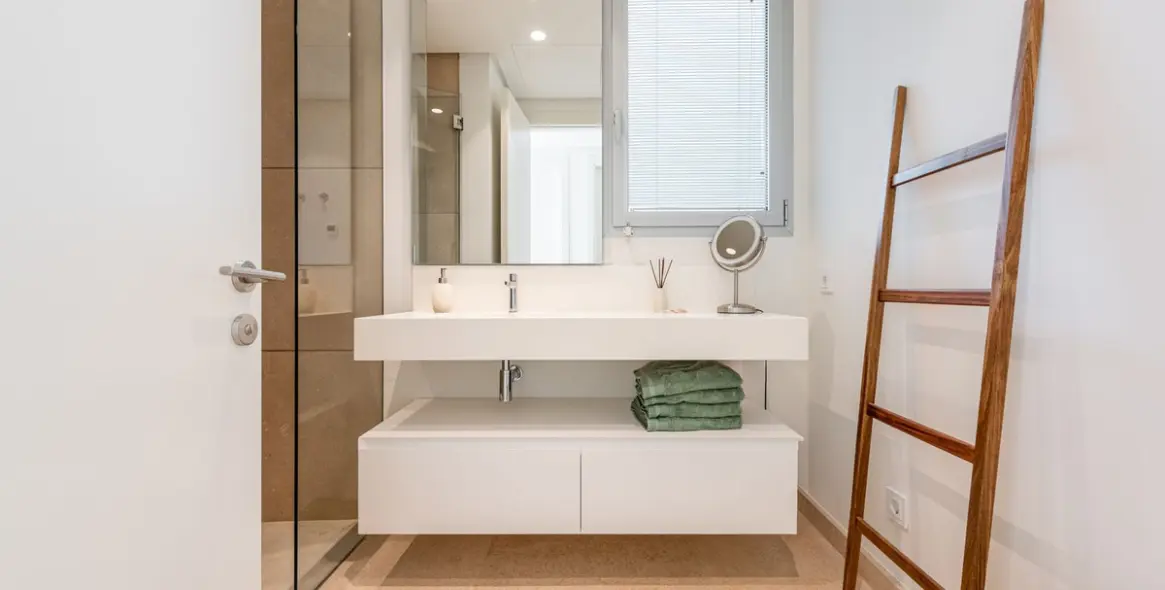 Venta de ático dúplex en Benahavís 11