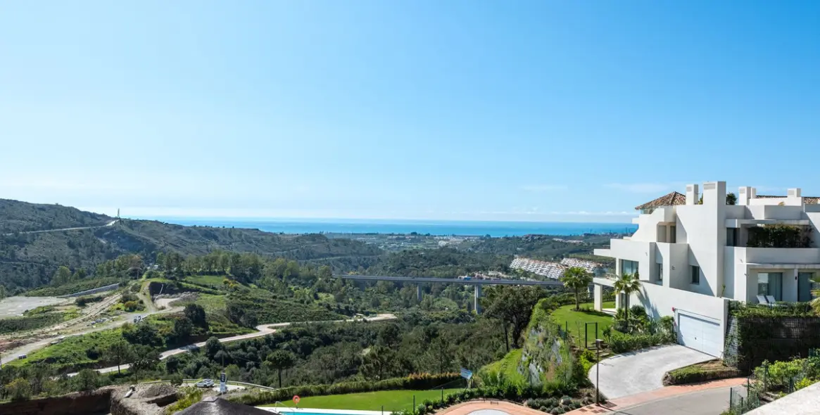 Venta de ático dúplex en Benahavís 21