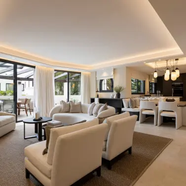 Venta de apartamento en planta baja en The Golden Mile