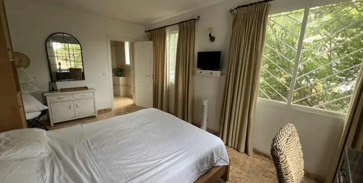 Venta de villa independiente en New Golden Mile 16