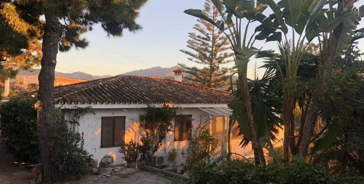 Venta de villa independiente en New Golden Mile 19