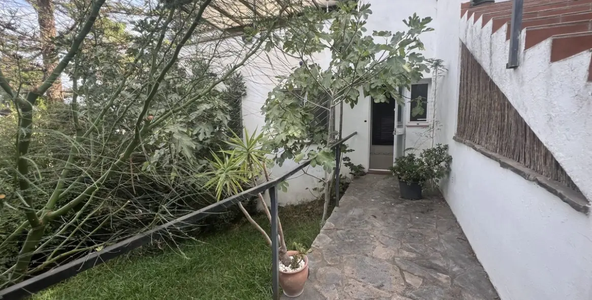 Venta de villa independiente en New Golden Mile 27