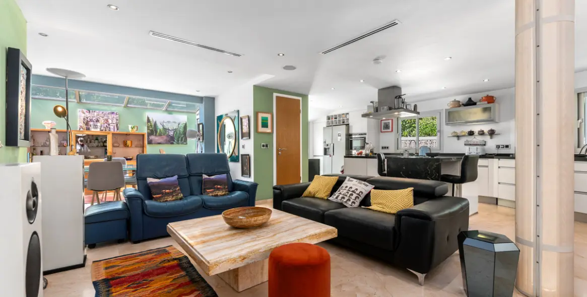 Venta de villa independiente en San Pedro de Alcántara 28