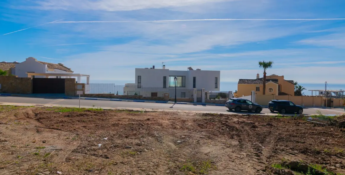 Venta de parcela residencial en Manilva 17