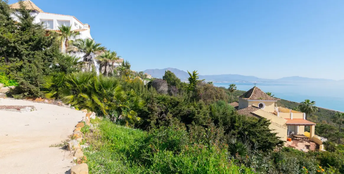 Venta de parcela residencial en Manilva 42