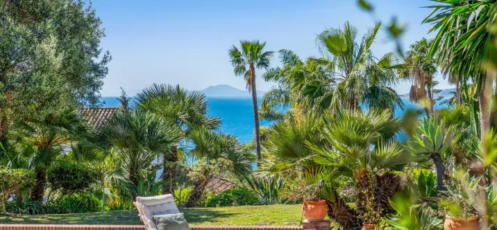 Venta de villa independiente en Estepona 3