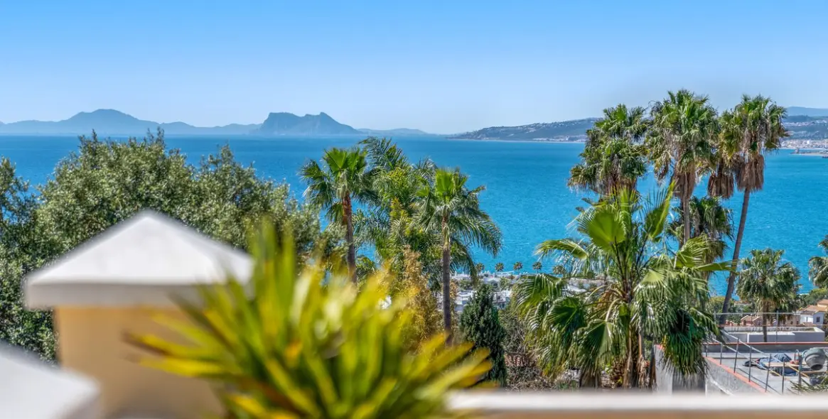 Venta de villa independiente en Estepona 5