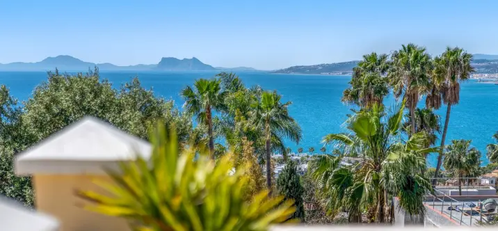 Venta de villa independiente en Estepona 4