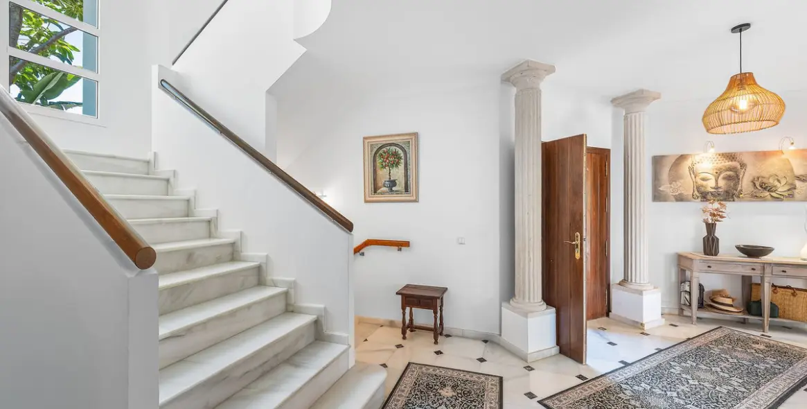 Venta de villa independiente en Estepona 13