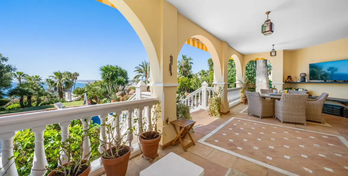 Venta de villa independiente en Estepona 21