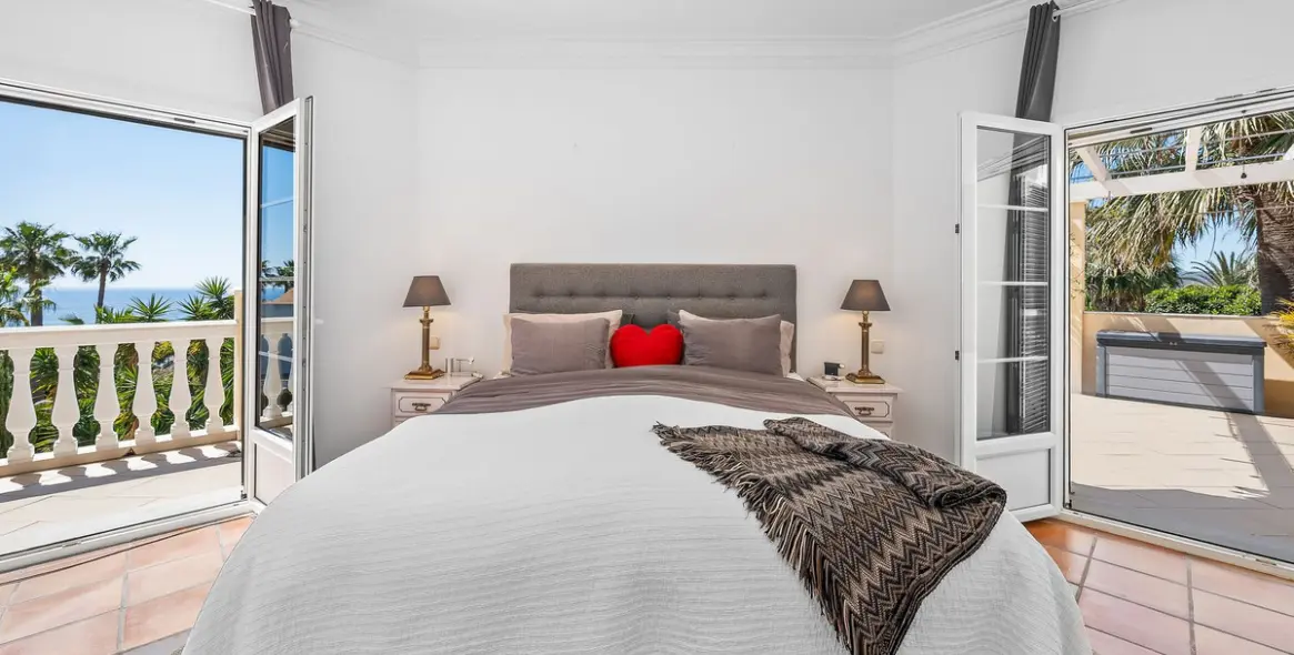 Venta de villa independiente en Estepona 37