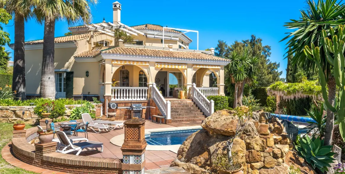 Venta de villa independiente en Estepona 57
