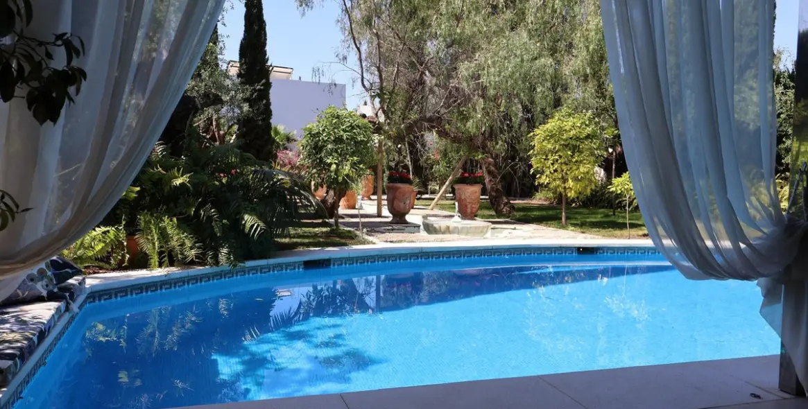 Venta de villa independiente en The Golden Mile 9