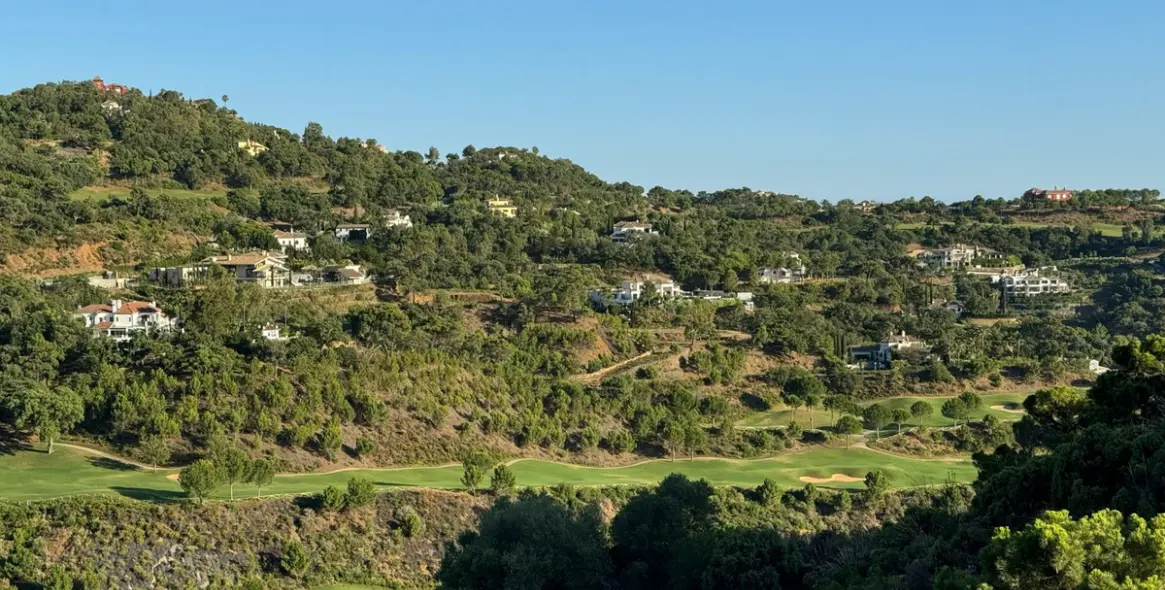 Venta de parcela residencial en La Zagaleta 10