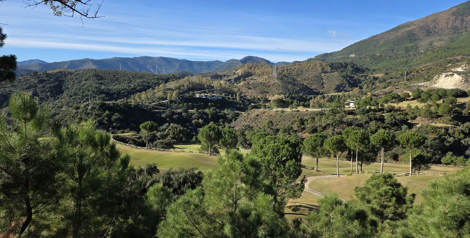 Sale of residential plot in La Zagaleta 5