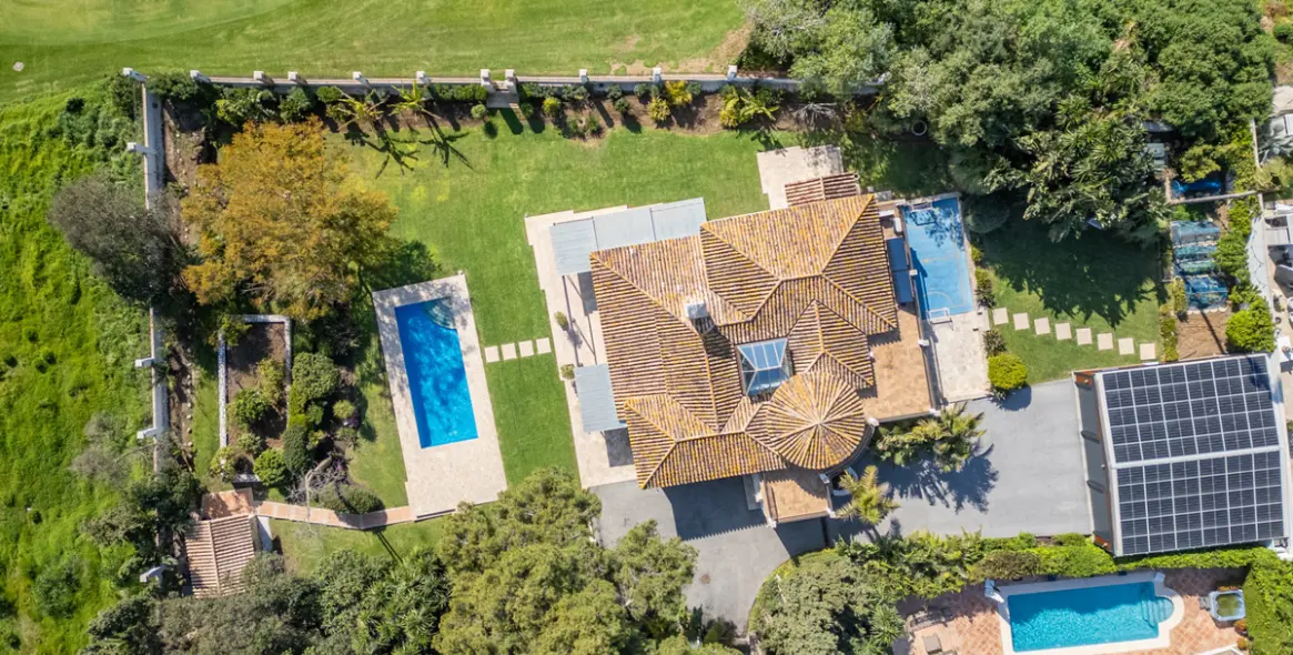 Venta de villa independiente en San Pedro de Alcántara 2