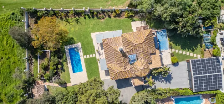 Venta de villa independiente en San Pedro de Alcántara 1