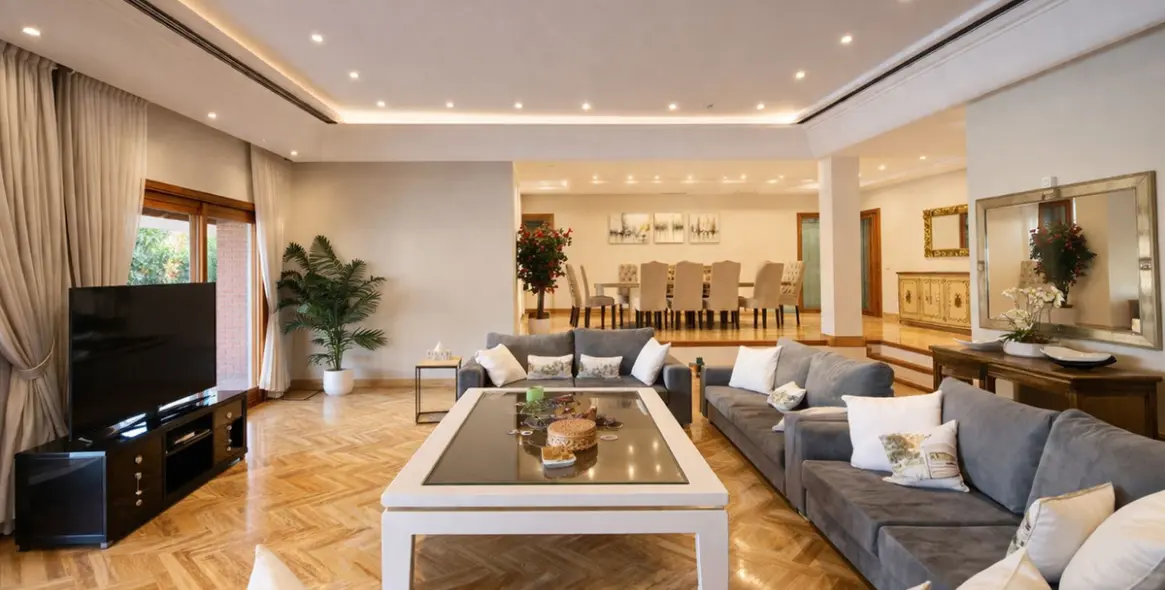 Venta de villa independiente en Puerto Banús 12