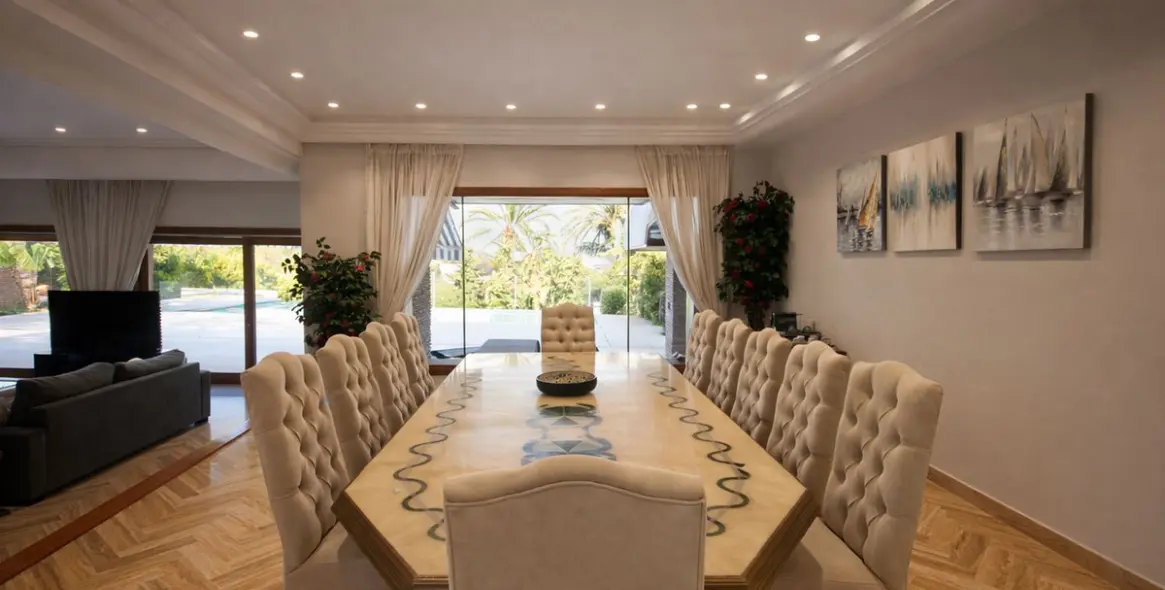 Venta de villa independiente en Puerto Banús 15