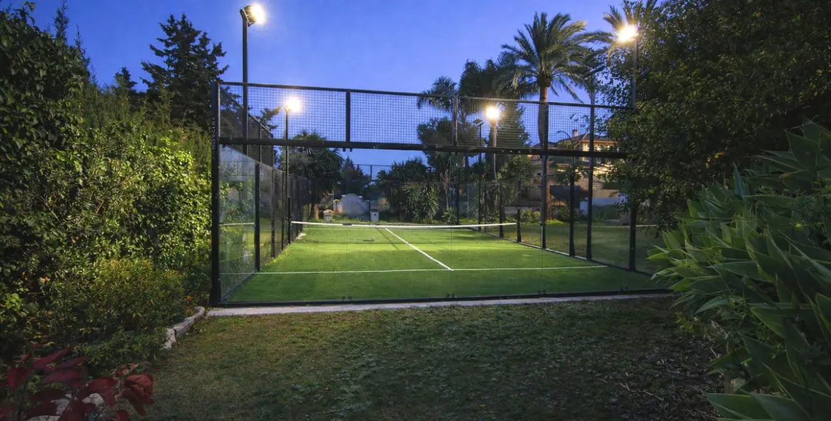 Venta de villa independiente en Puerto Banús 39