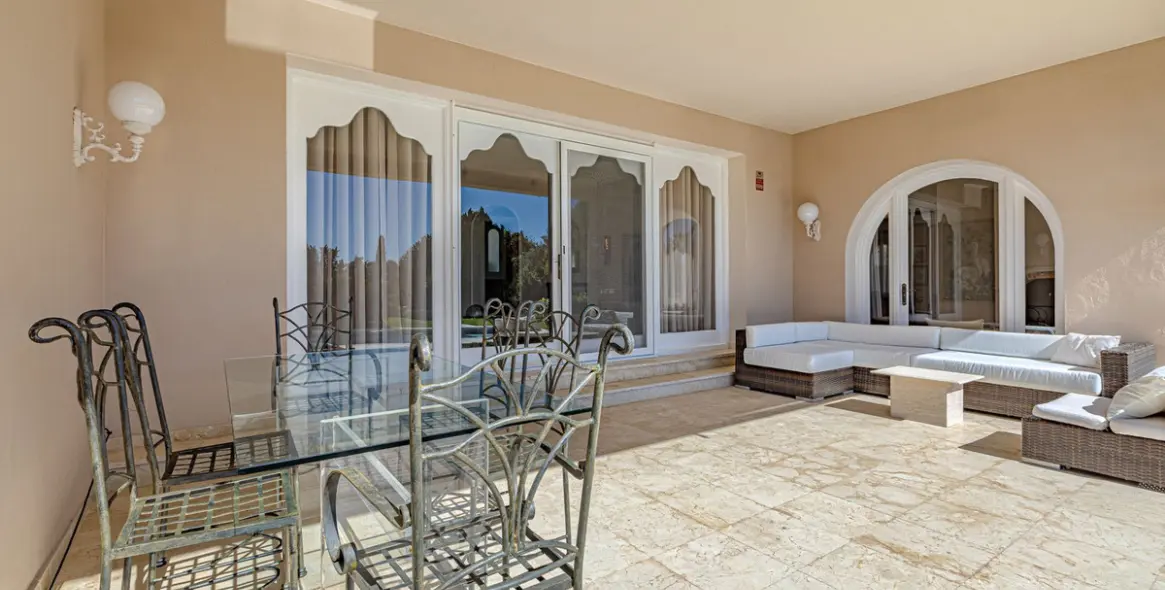 Долгосрочная аренда дома на две семьи в Estepona 23