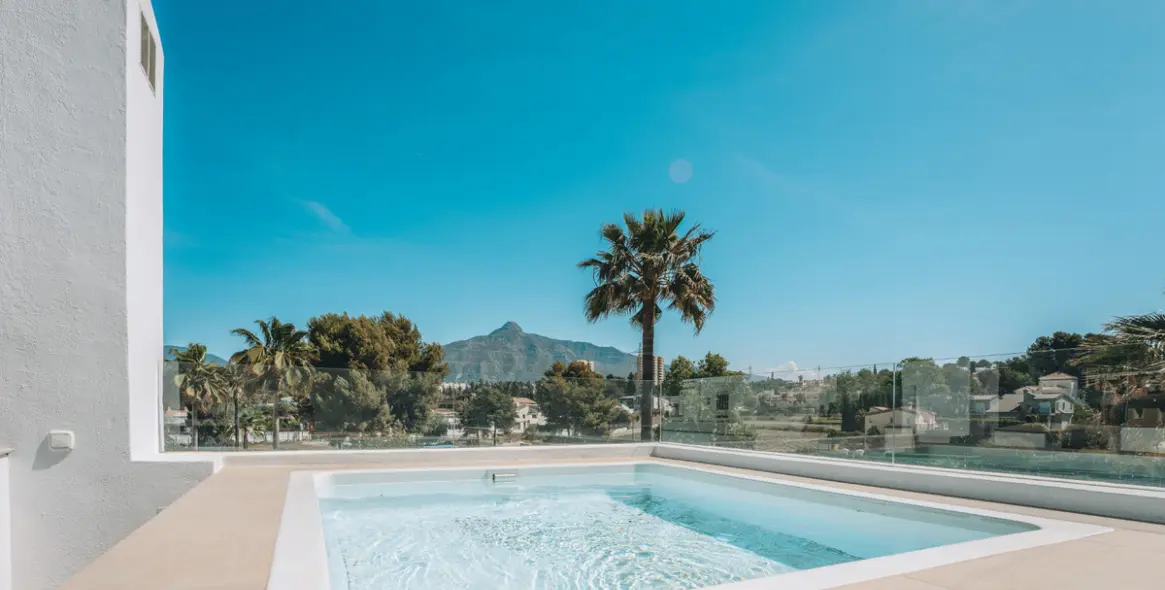 Долгосрочная аренда таунхауса в Nueva Andalucía 1