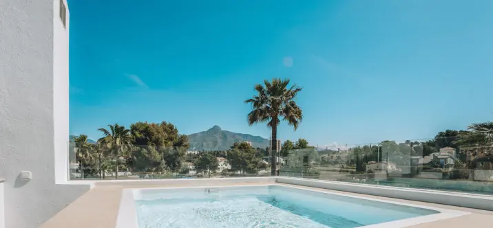 Долгосрочная аренда таунхауса в Nueva Andalucía 0