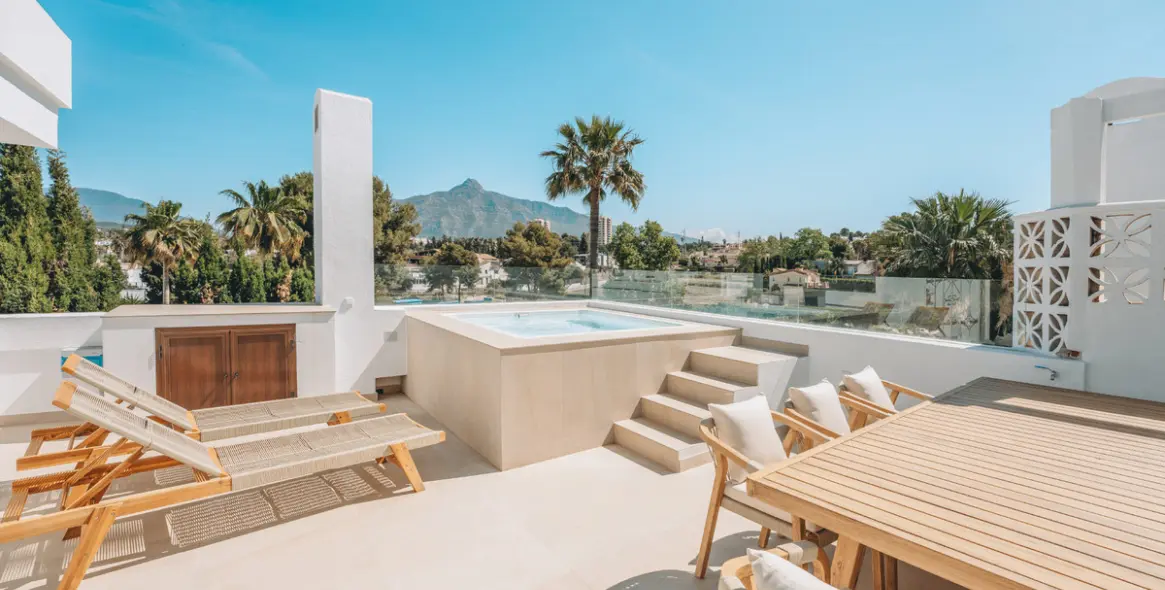 Долгосрочная аренда таунхауса в Nueva Andalucía 2