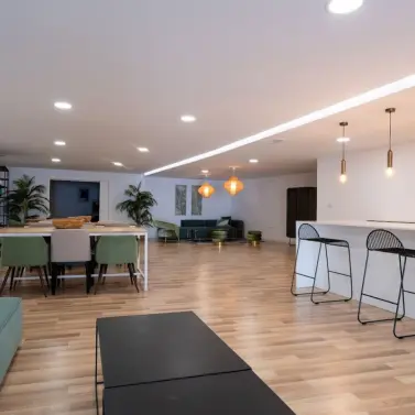Venta de apartamento en planta media en Estepona