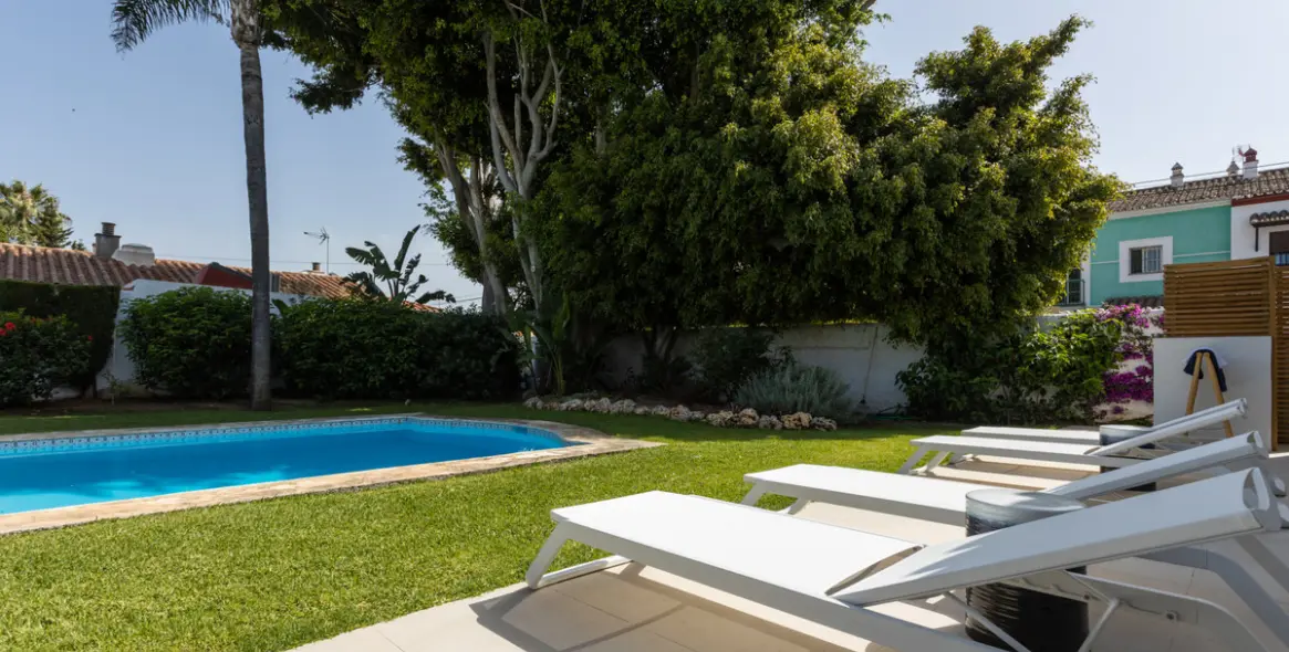 Alquiler a corto plazo de villa independiente en San Pedro de Alcántara 3