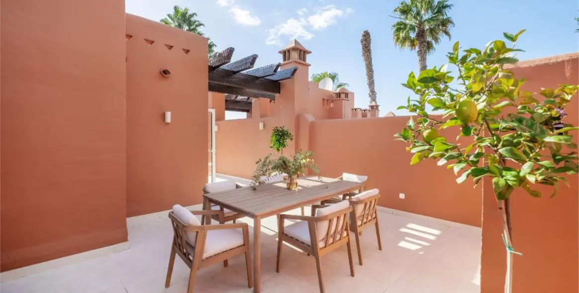 Long-term rent of townhouse in Marbella 28