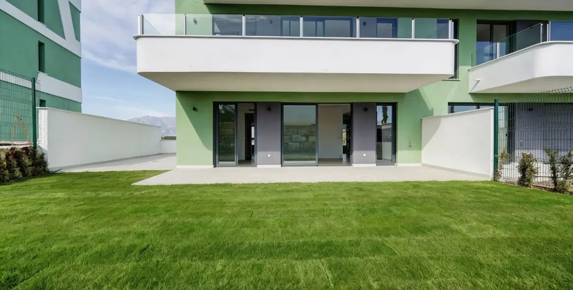 Venta de apartamento en planta baja en Mijas Costa 15