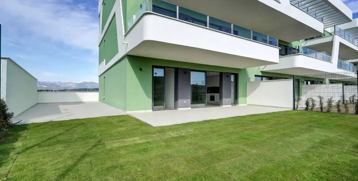 Venta de apartamento en planta baja en Mijas Costa 17