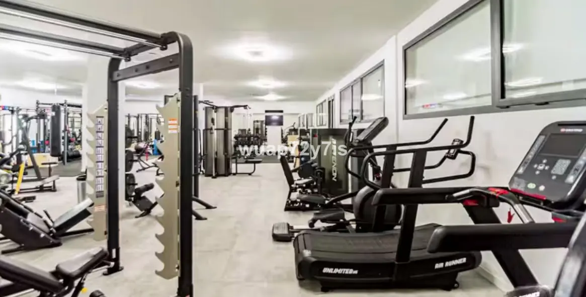 Venta de apartamento en planta media en Benahavís 28