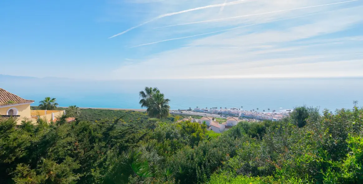 Venta de parcela residencial en Manilva 6