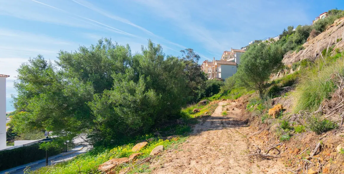 Venta de parcela residencial en Manilva 17