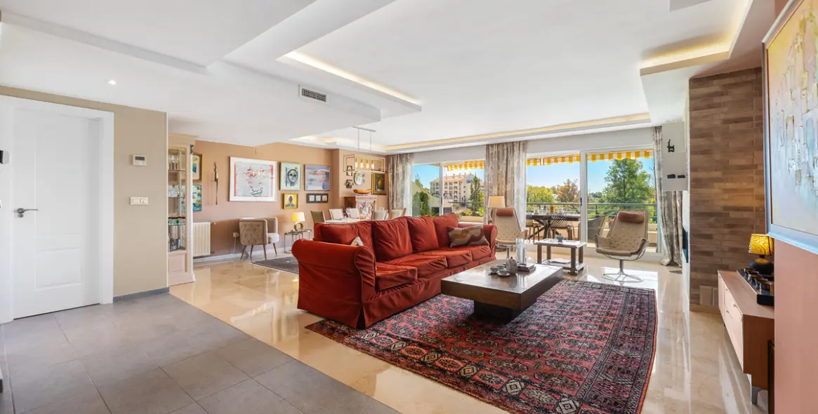 Venta de apartamento en planta media en San Pedro de Alcántara 9